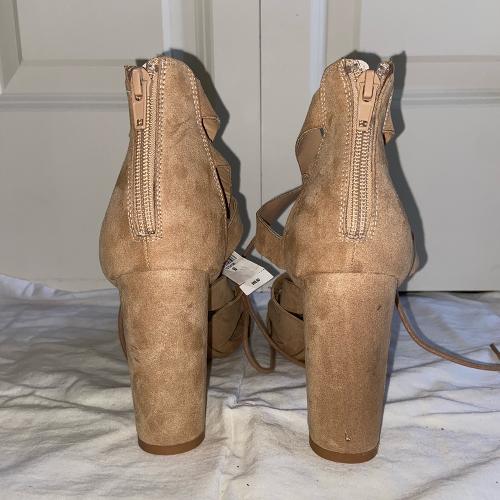 Women’s Heels - Express Brand, NWT - Size 10 - Picture 2 of 12